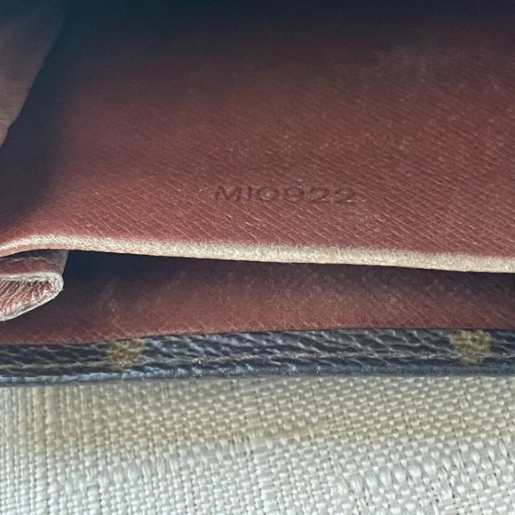Louis Vuitton Card Holder Monogram Elise Trifold Wallet Made in Frane Read Desc - Picture 12 of 12